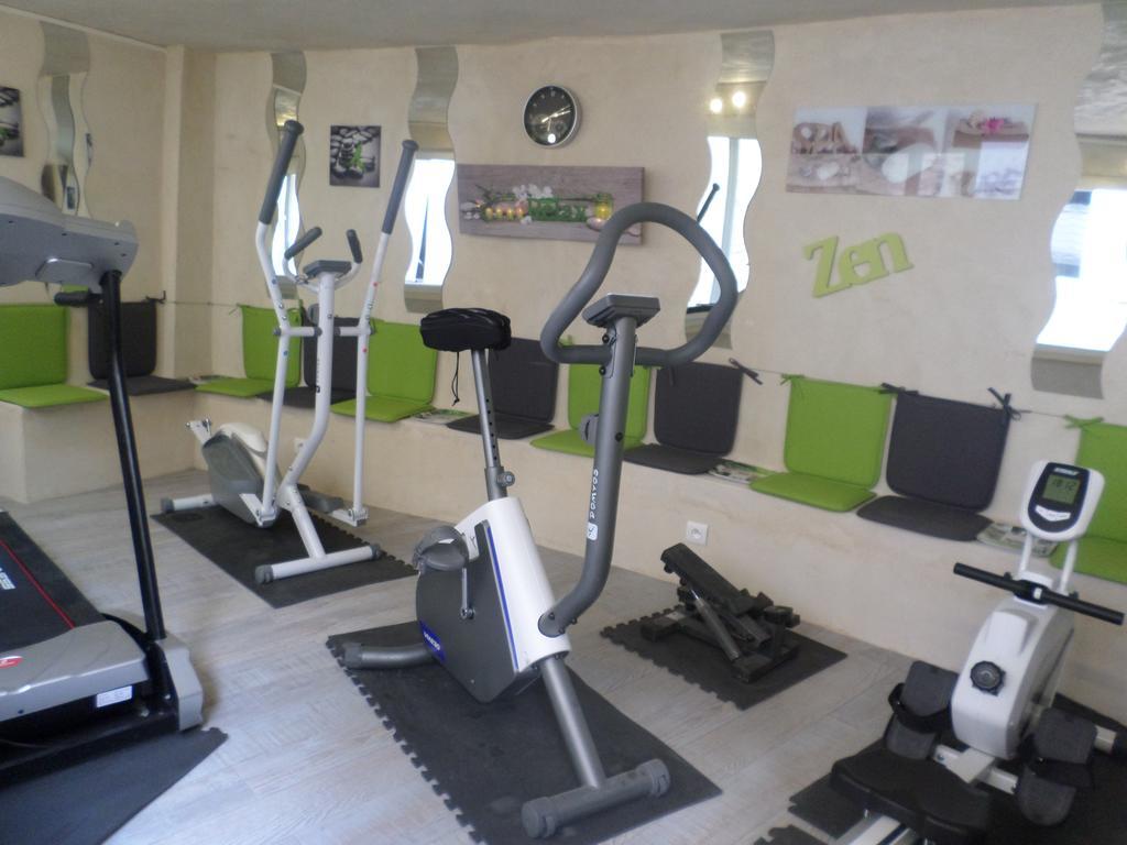 Saint-Macaire Appart'Hotel Les Tilleuls חדר תמונה