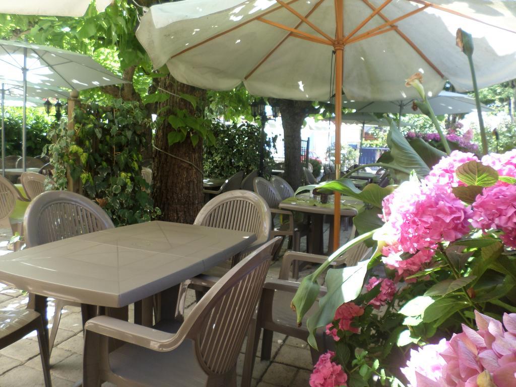 Saint-Macaire Appart'Hotel Les Tilleuls חדר תמונה